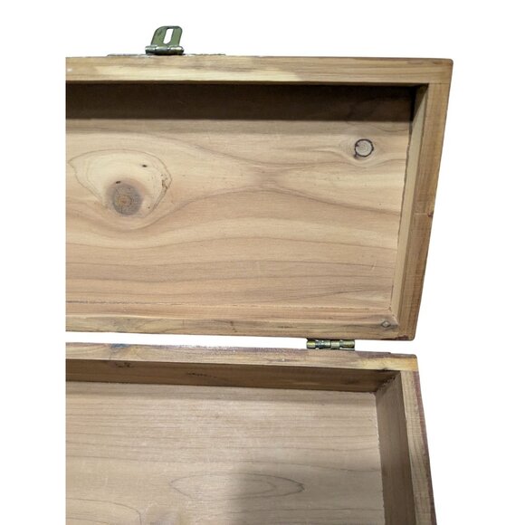 Cedar Wooden Trinket Box Brass Accents Hinged Lid Jewelry Storage sm Rustic Deco - Picture 6 of 12